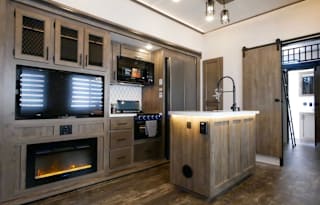 Glamping: Sabre 38DBQ w/ Delivery, 2 BR & 2 bath