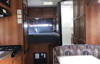 2011 coachman freelander 21qb #2