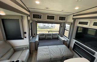 22 Sprinter 3590LFT Veteran/1st responder discount