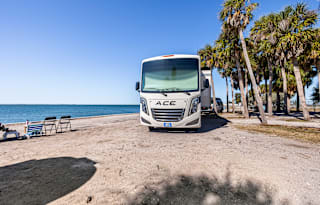 Brand New Thor (2023) Luxury, BUNK BEDS & Extras