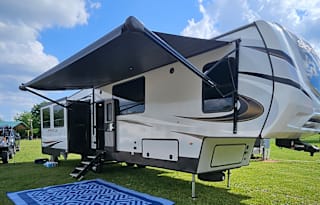 2022 Keystone RV Sprinter Limited 3590LFT