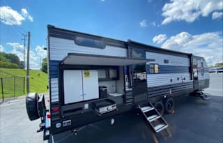 2022 Forest River RV Cherokee 294GEBG