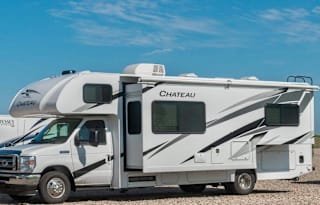 Tour New England in a 2024 Thor Chateau 27R