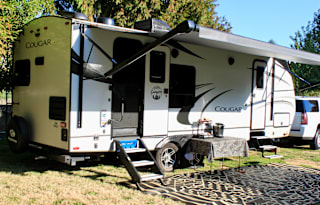 2020 | Cougar Half-Ton | Sleeps 5 | Dual Door