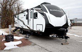 Say hello to "Harmony"! Our 24 Sundance 278BH!