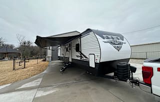 2 BEDROOMS!! 2 Queen Beds!! 2024 Palomino Puma