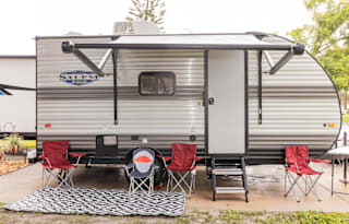 Easy SUV Towable Sleeps 4 Bunkhouse Has Everything