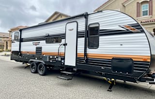 2023 Wildwood X-Lite w/ Bunk Bedroom