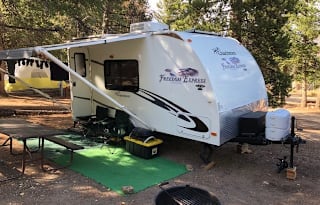 2011 Coachmen Freedom Express LTZ