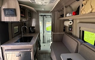 2024 THOR - 18ft Pet friendly