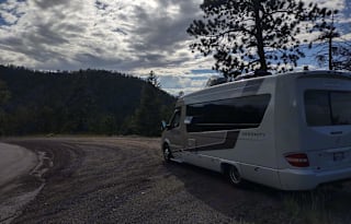 2016 Leisure Travel Serenity 24CB w/ Flex Miles