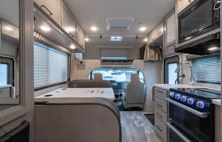 2022 Thor Motor Coach Quantum LC22 Ford