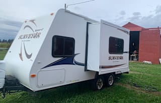 YOUR CHARIOT AWAITS! 2015 Forest River Surveyor