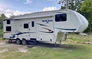 2011 Heartland North Trail 28BH
