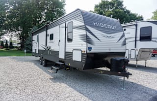 Pet and Kid Friendly RV rental