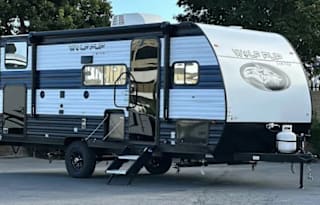 2024 FR Wolf Pup 17JW (3065)