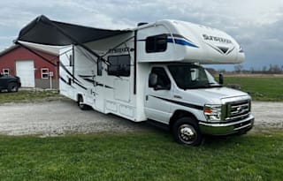 Perfect for Your Big Family - Unlimited Miles