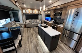 Glamping in your reach!! **DELIVERY AVAILABLE**