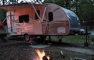 2016 Shasta RVs Oasis 18FQ