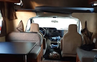 2013 Thor Motor Coach Four Winds 24C "Magic"