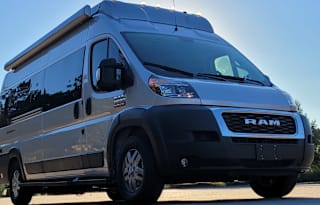 2022 Thor Motor Coach Sequence 20K