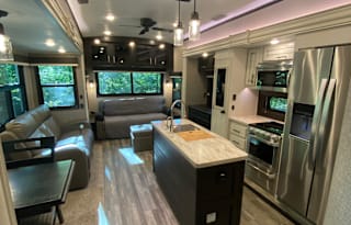 2020 Jayco North Point 377RLBH