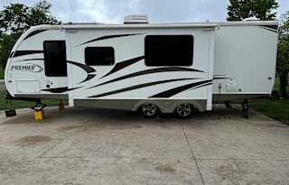 2012 Keystone RV Premier Ultra Lite 27RBPR
