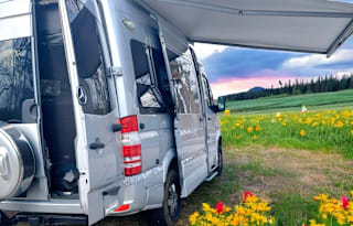 Roadtrek Agile "Silver Bliss" CLASS B Camper