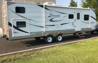 Up to 10 Family Fun... 2012 CrossRoads Zinger