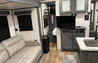 Family Getaway w/ Outdoor Kitchen(DELIVERY ONLY!)