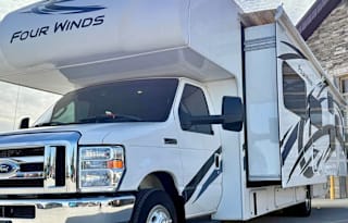 Class C Bunkhouse Motorhome