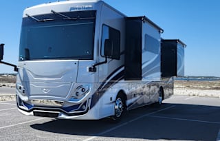 2022 Fleetwood RV Frontier 34GT