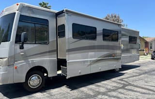 2008 Itasca Sunova 35J