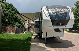 Luxurious 2020 KZ Venom Toy Hauler- Prem. Features