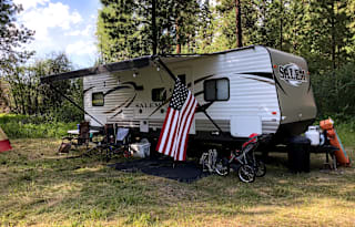 Family Fun, Ready to go! 29 ft, sleeps 7!