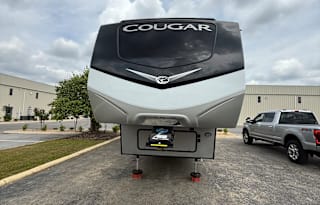 Cougar Cove 5th Wheel