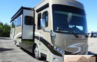 Home on the Road - 37ft Luxury RV