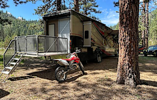 Thor Outlaw - Over the top RV!