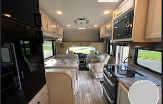 2022 Thor Motor Coach Four Winds 23U