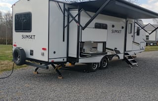 2022 CrossRoads RV Sunset 285ck