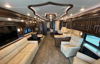 2018 Tiffin Motorhomes Allegro Bus 45 OPP