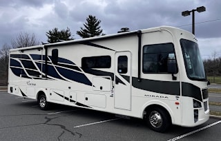 Mandy and DJ's family and dog friendly RV