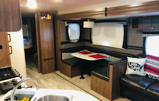 2018 Heartland Pioneer/ Delivery & Set Up