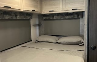 24'6 Sunseeker Charlotte