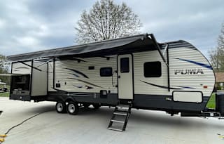 Great Family Camper with Bunkhouse