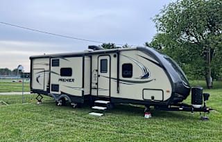 2018 Keystone Premier 26RB
