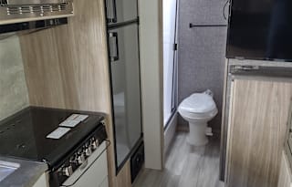2021 Winnebago Micro Minnie Getaway Trailer