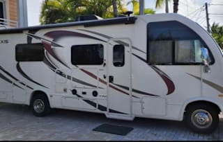 2018 Thor Motor Coach Axis 25.5