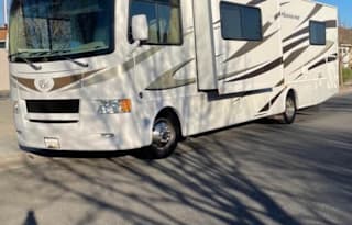2011 Thor Hurricane No Special License Required!