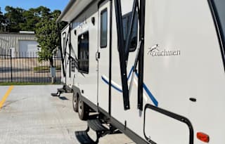 2018 Coachmen RV Apex Ultra-Lite 28LE